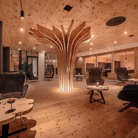Sport&Wellness Hotel Cristallo-2